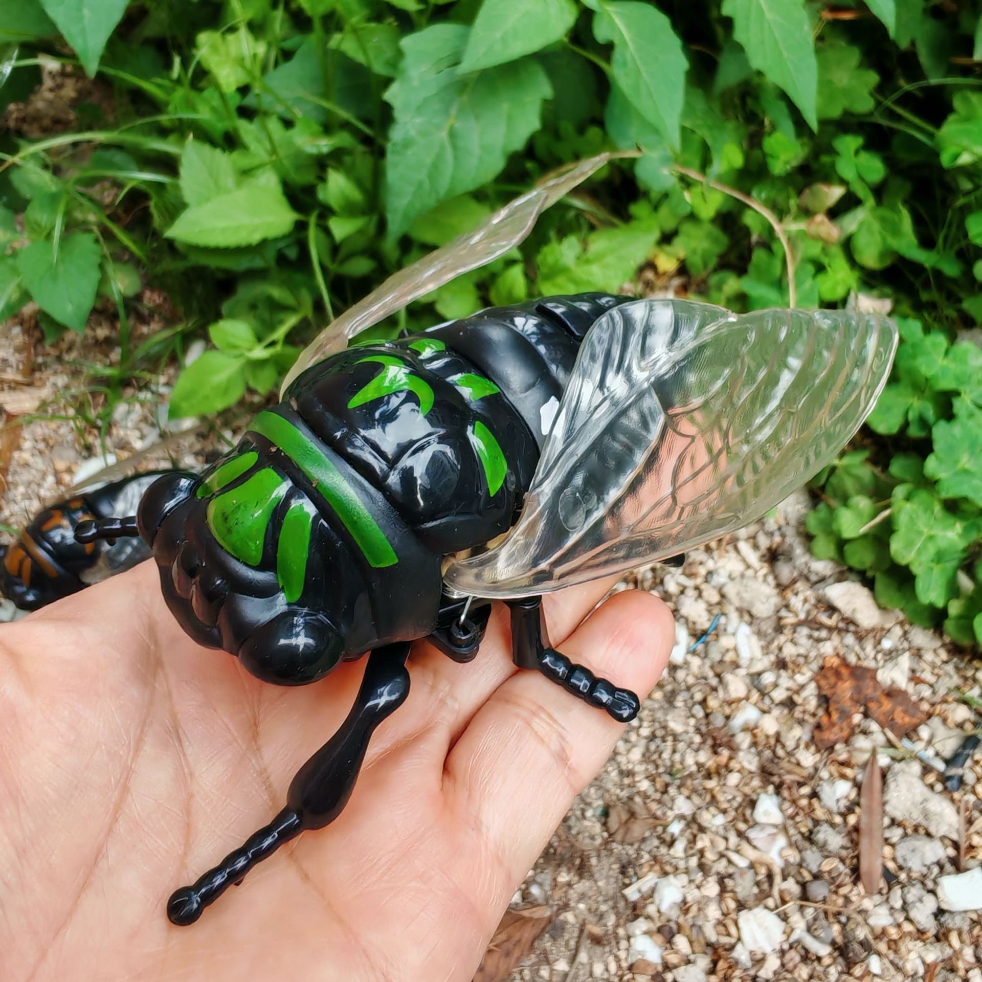 New Wind Up Insect Bionic Toys - Prank Toys 评论和价格