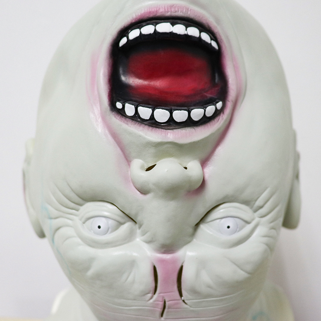 Realistic latex mask of a terr - Latex Alien Mask Realistic 评论和价格